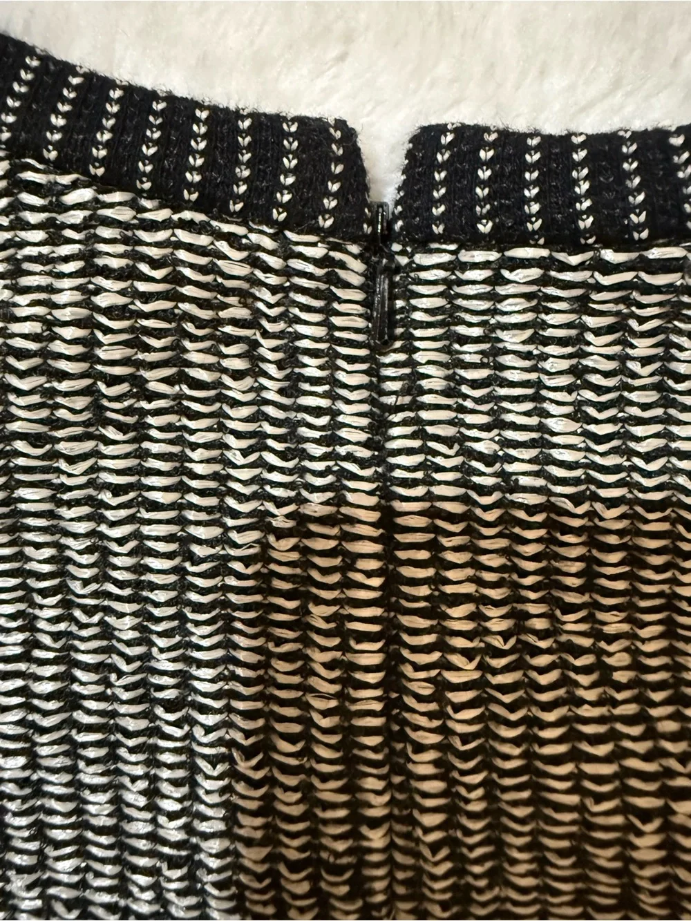 NWOT Tory Burch Boxy Raffia Sweater